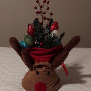 Festive Reindeer Holiday Centerpiece